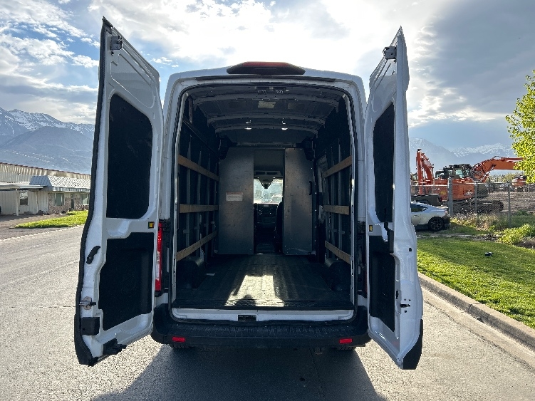 Used 2022 Ford Transit 250 - photo 10