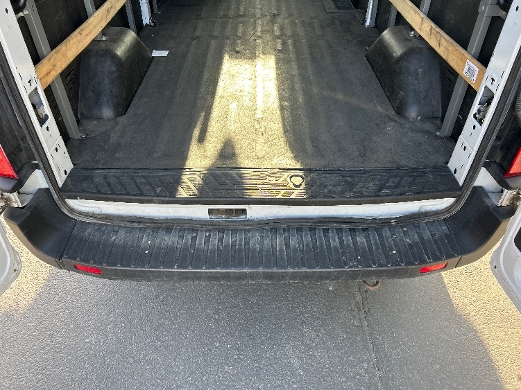 Used 2022 Ford Transit 250 - photo 11
