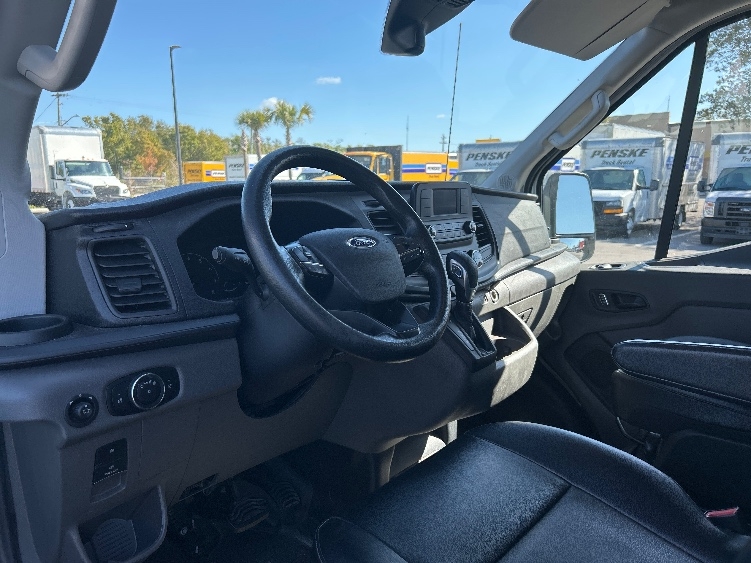 Used 2022 Ford Transit 250 - photo 18