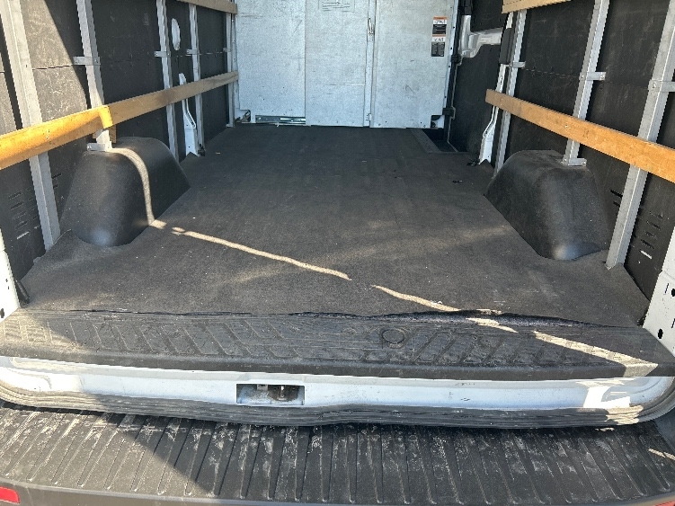 Used 2022 Ford Transit 250 - photo 11