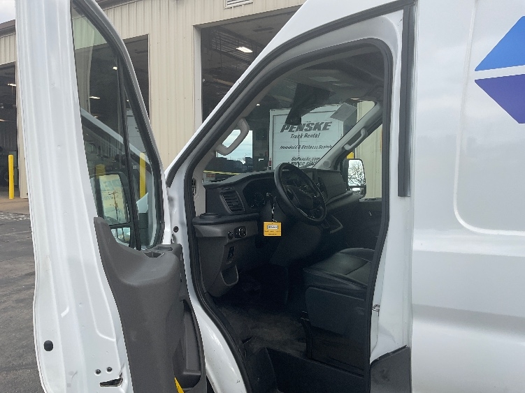 Used 2022 Ford Transit 250 - photo 18