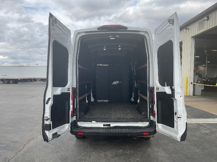 Used 2022 Ford Transit 250 - photo 10