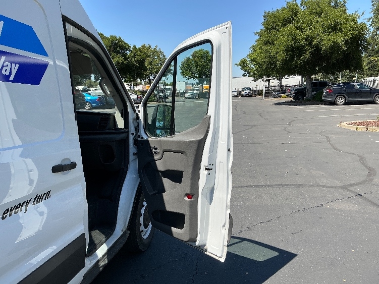 Used 2022 Ford Transit 250 - photo 19
