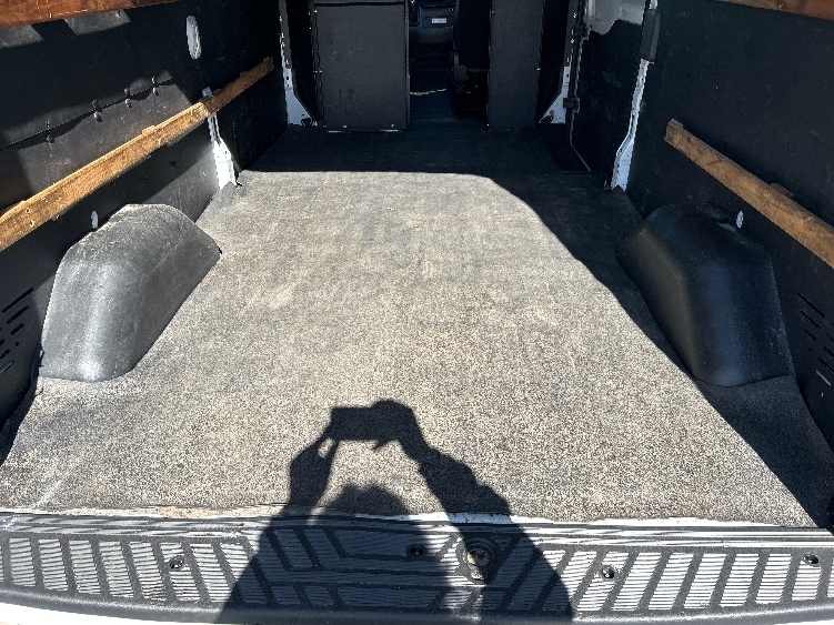 Used 2022 Ford Transit 250 - photo 10
