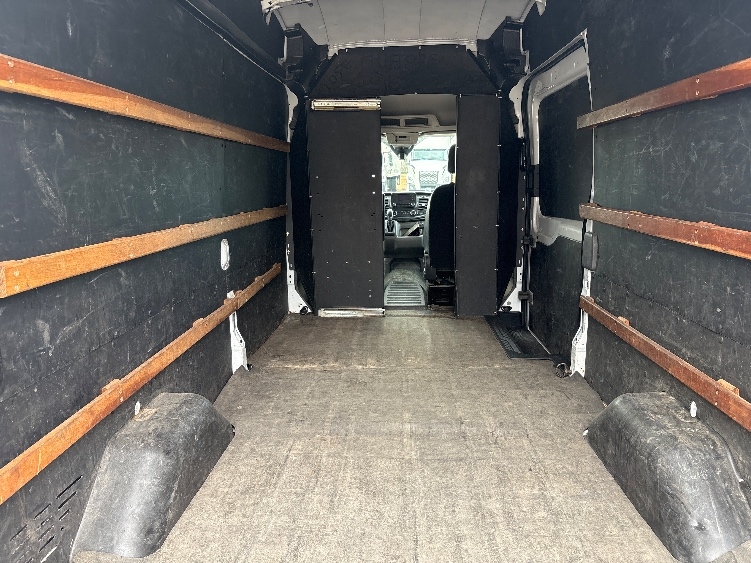 Used 2022 Ford Transit 250 - photo 10