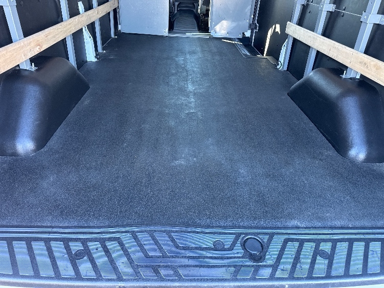 Used 2022 Ford Transit 250 - photo 12