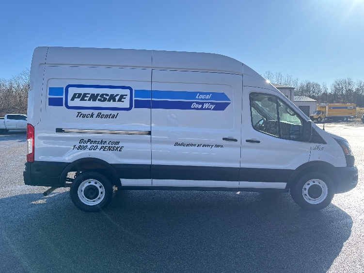 Used 2022 Ford Transit 250 - photo 17