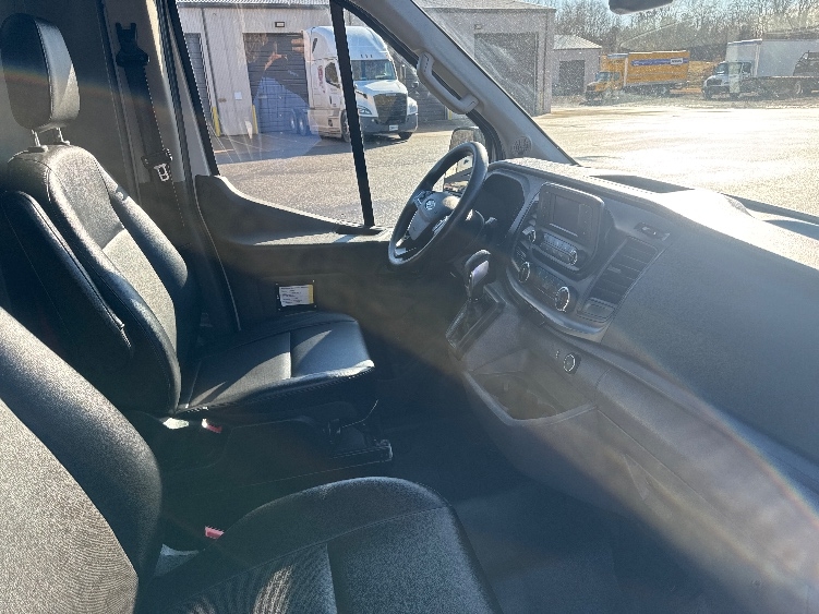 Used 2022 Ford Transit 250 - photo 24