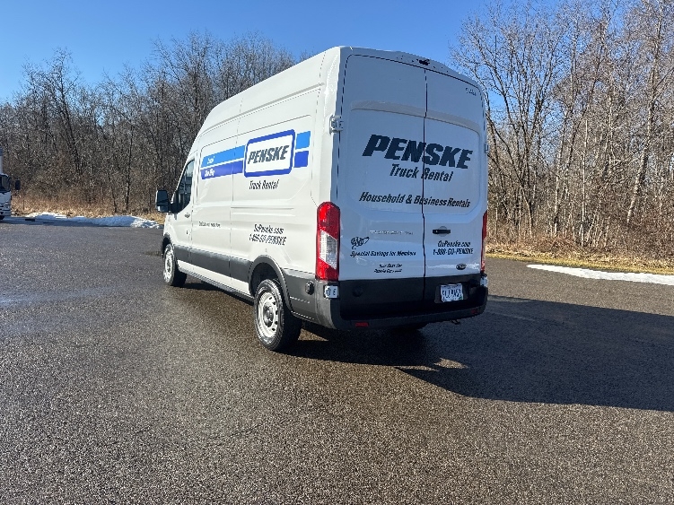 Used 2022 Ford Transit 250 - photo 8