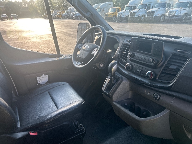Used 2022 Ford Transit 250 - photo 24