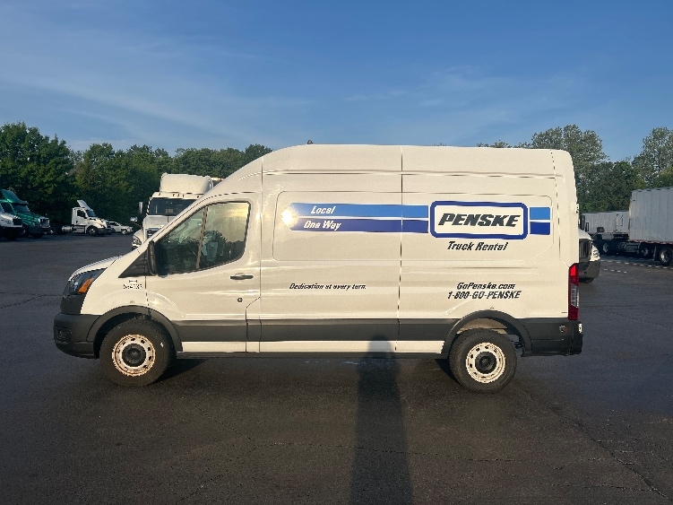 Used 2022 Ford Transit 250 - photo 6