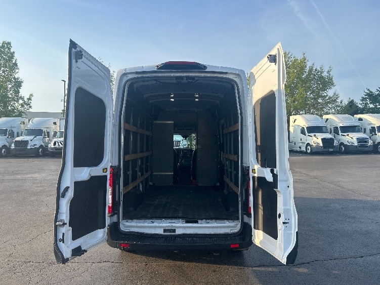 Used 2022 Ford Transit 250 - photo 10