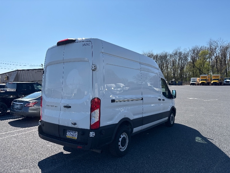 Used 2022 Ford Transit 250 - photo 12