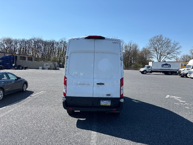 Used 2022 Ford Transit 250 - photo 8