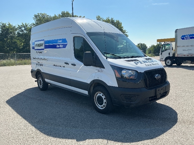 Used 2022 Ford Transit 250 - photo 1
