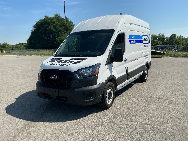 Used 2022 Ford Transit 250 - photo 5