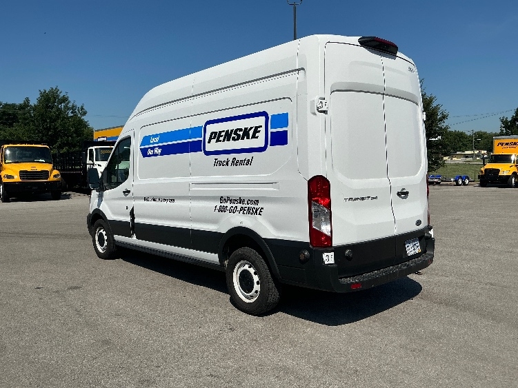 Used 2022 Ford Transit 250 - photo 7