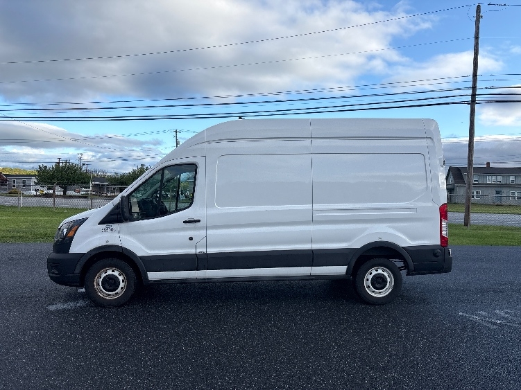 Used 2022 Ford Transit 250 - photo 6