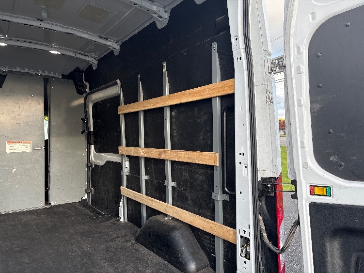 Used 2022 Ford Transit 250 - photo 11
