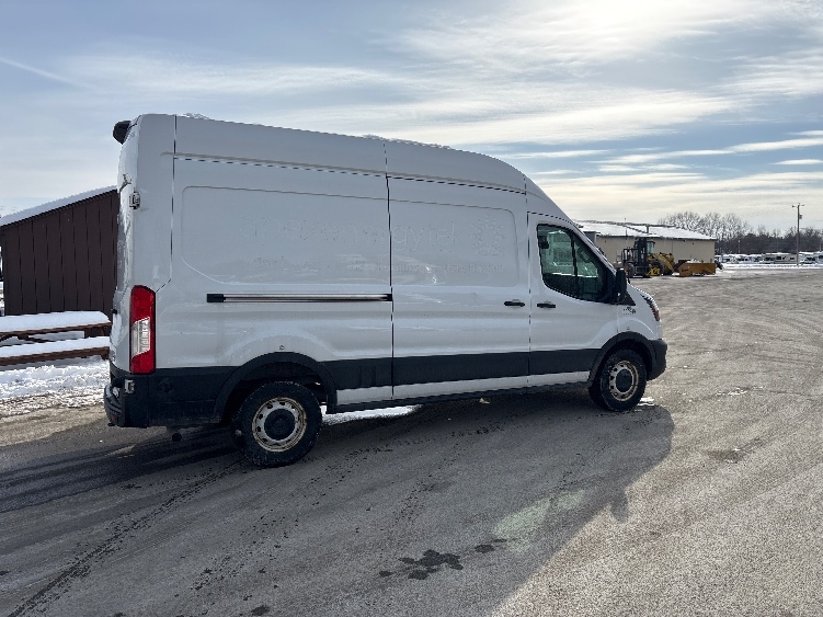 Used 2022 Ford Transit 250 - photo 12