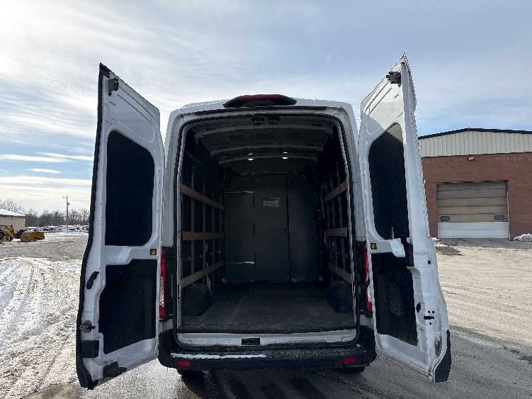 Used 2022 Ford Transit 250 - photo 10