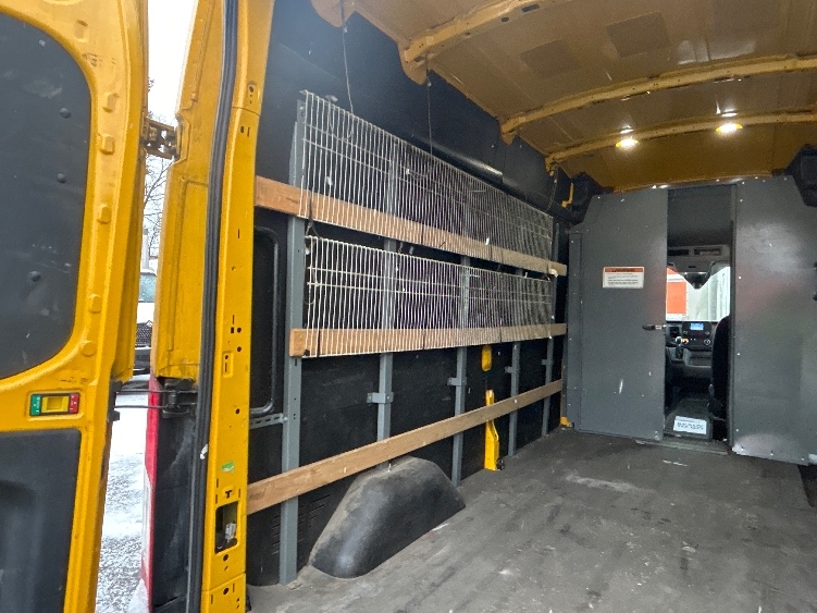 Used 2022 Ford Transit 250 - photo 13