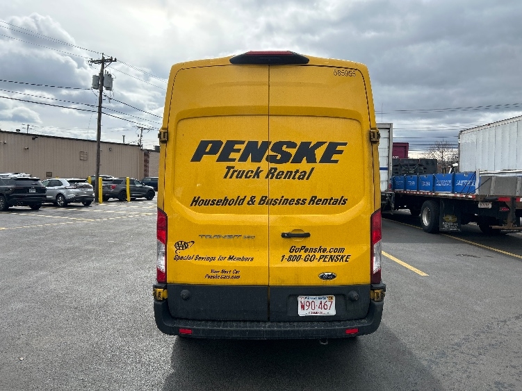 Used 2022 Ford Transit 250 - photo 9