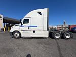 Used 2023 Freightliner Cascadia Detroit DD15AT Semi Truck with Sleeper Cab for sale #586258 - photo 4
