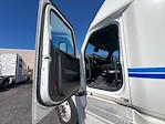 Used 2023 Freightliner Cascadia Detroit DD15AT Semi Truck with Sleeper Cab for sale #586258 - photo 9