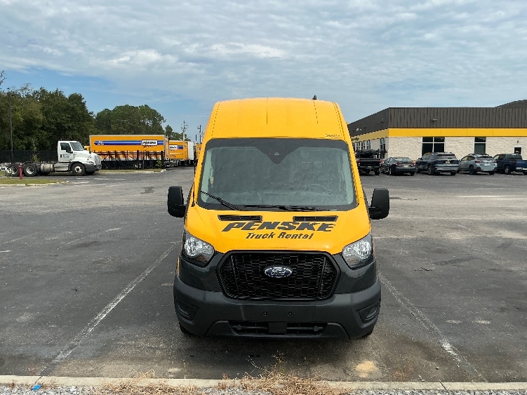 Used 2022 Ford Transit 250 - photo 2