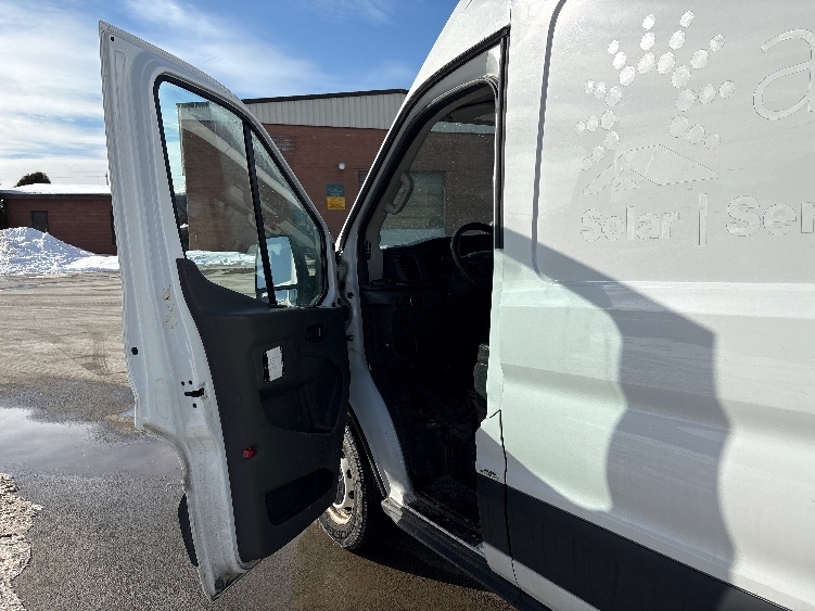 Used 2022 Ford Transit 250 - photo 15