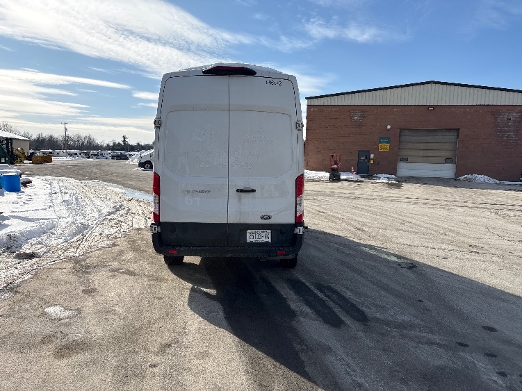 Used 2022 Ford Transit 250 - photo 9
