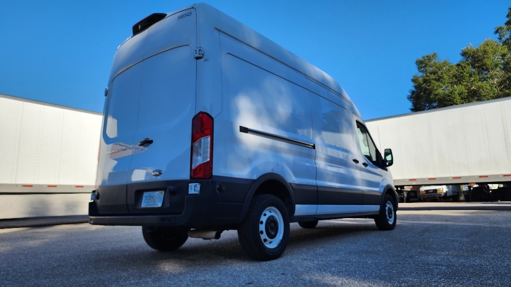 Used 2022 Ford Transit 250 - photo 15