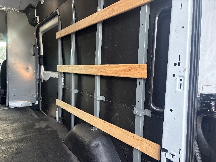 Used 2022 Ford Transit 250 - photo 12