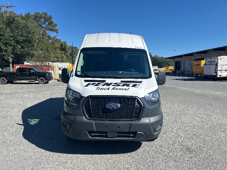 Used 2022 Ford Transit 250 - photo 2