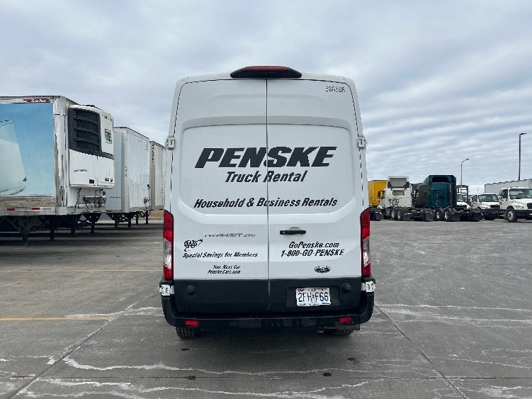 Used 2022 Ford Transit 250 - photo 9