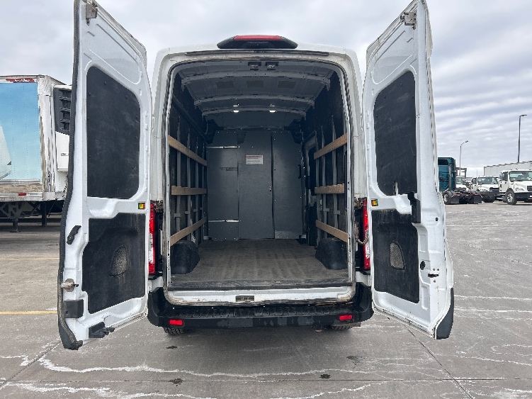 Used 2022 Ford Transit 250 - photo 10