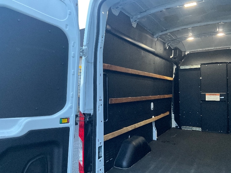 Used 2022 Ford Transit 250 - photo 13