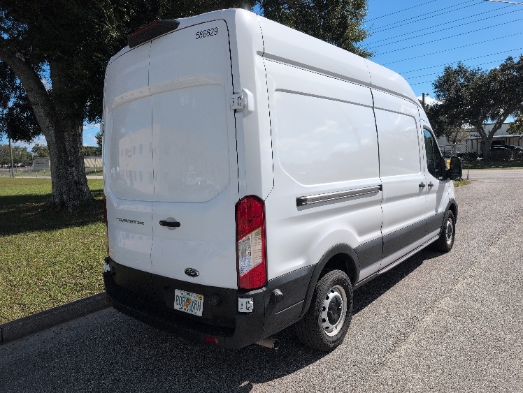 Used 2022 Ford Transit 250 - photo 15