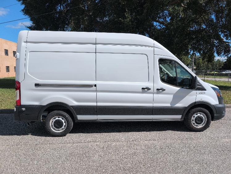 Used 2022 Ford Transit 250 - photo 17