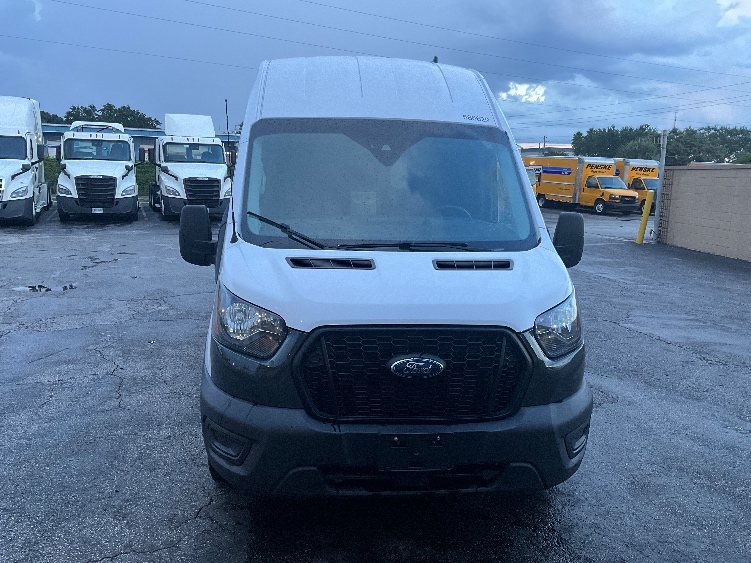 Used 2022 Ford Transit 250 - photo 32