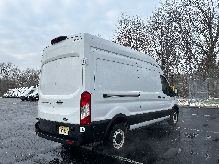 Used 2022 Ford Transit 250 - photo 15