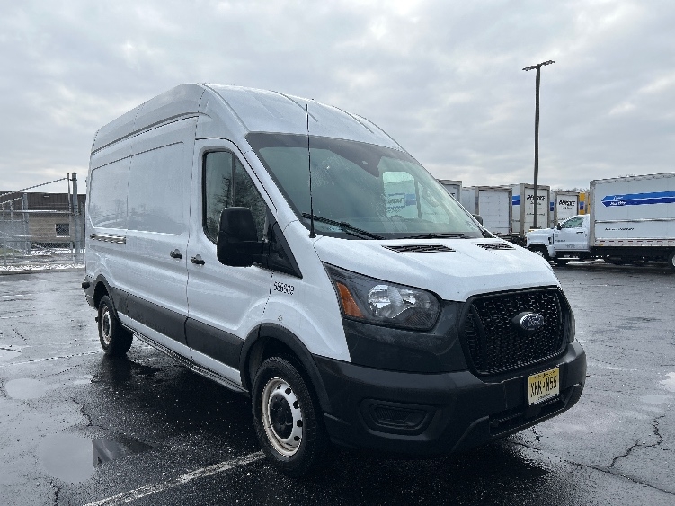 Used 2022 Ford Transit 250 - photo 31