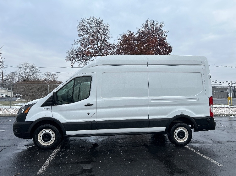Used 2022 Ford Transit 250 - photo 6