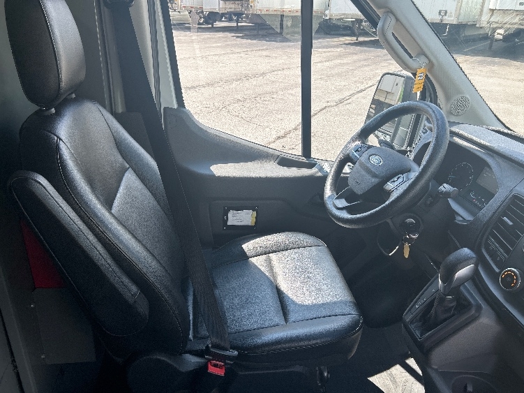 Used 2022 Ford Transit 250 - photo 24