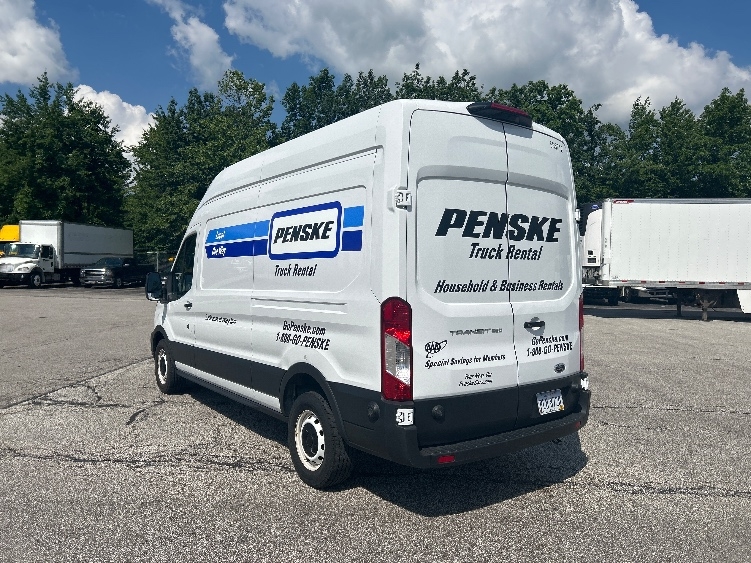 Used 2022 Ford Transit 250 - photo 8