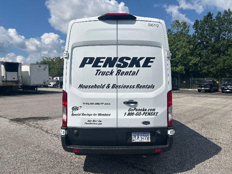 Used 2022 Ford Transit 250 - photo 9