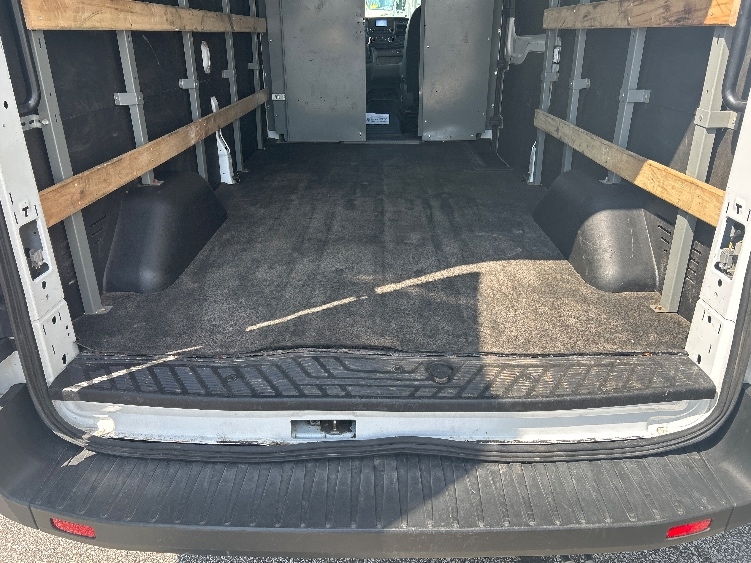 Used 2022 Ford Transit 250 - photo 11