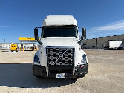 Used 2023 Volvo VNL Volvo D13 Semi Truck for sale #588282 - photo 2