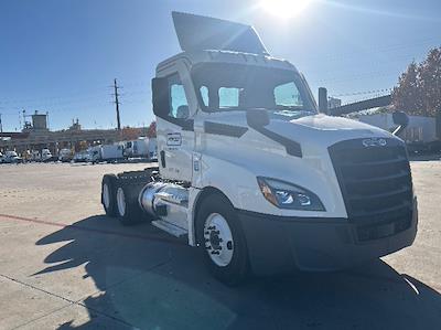 Used 2023 Freightliner Cascadia Detroit DD13 Semi Truck for sale #589859 - photo 1